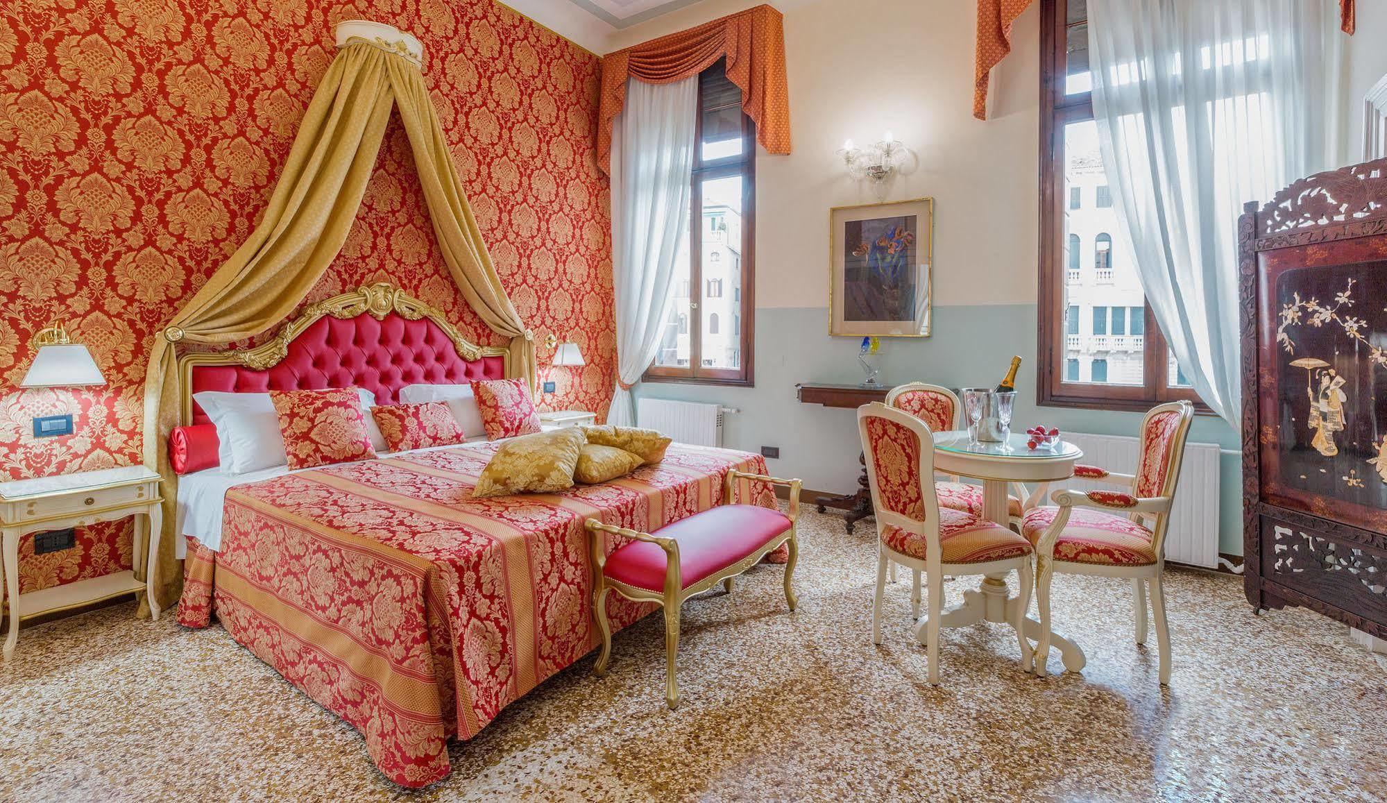 Friendly Venice Suites Exteriér fotografie