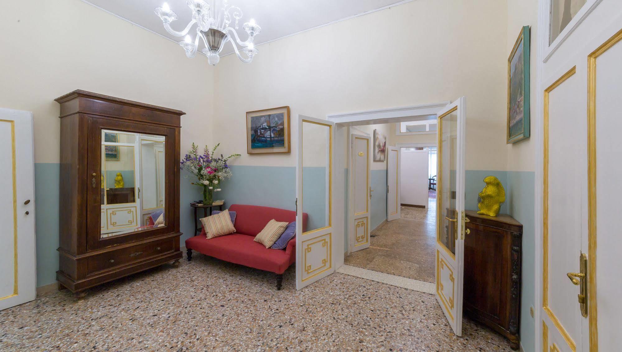 Friendly Venice Suites Exteriér fotografie