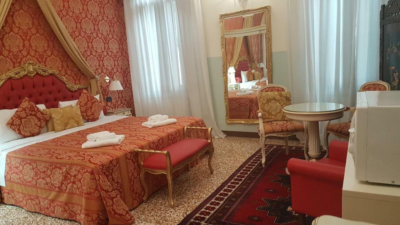 Friendly Venice Suites Exteriér fotografie